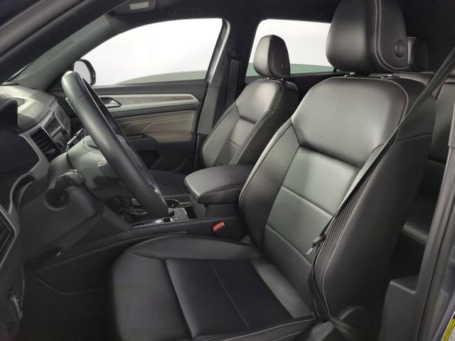 Used 2023 Volkswagen Atlas Cross Sport SE image 13
