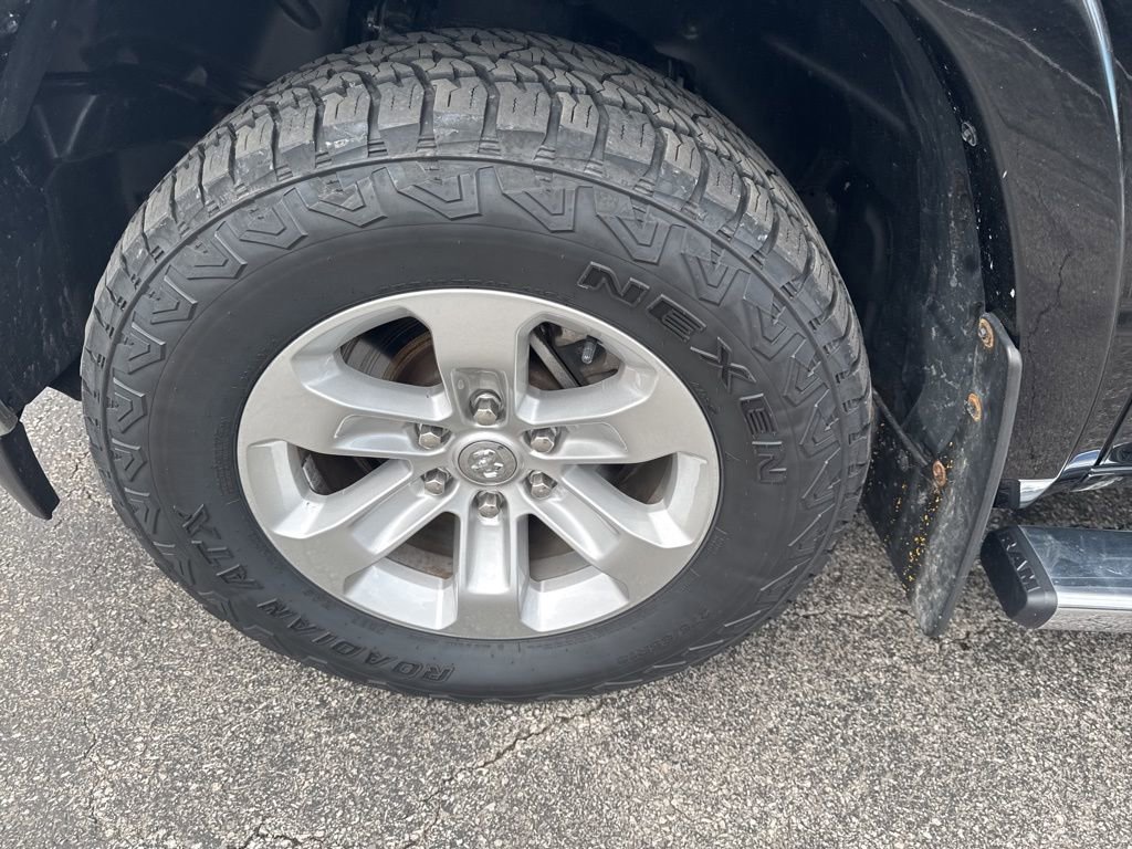 Used 2022 RAM 1500 Laramie AWD/4WD image 47