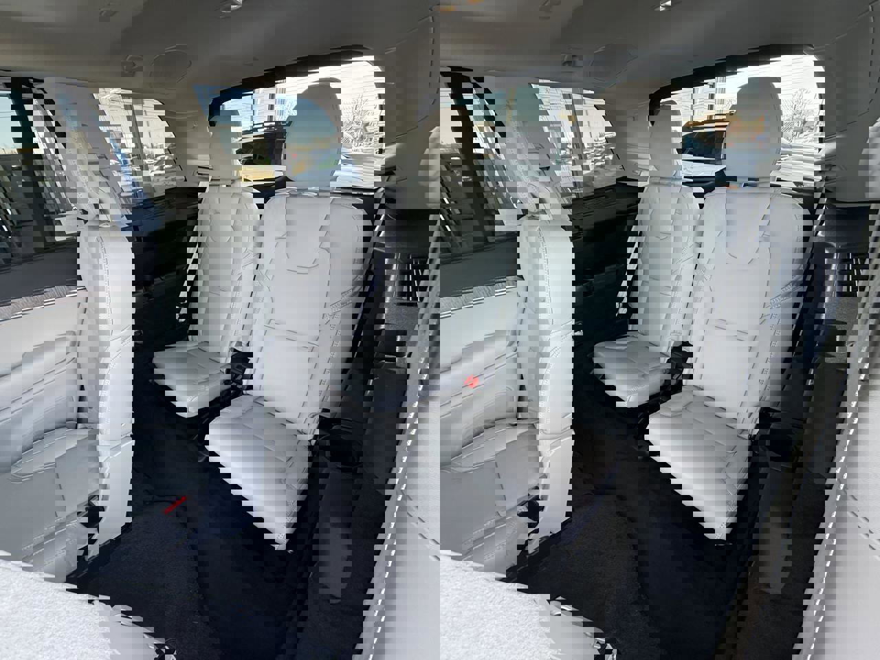 Used 2023 Volvo XC90 T8 Ultimate image 46