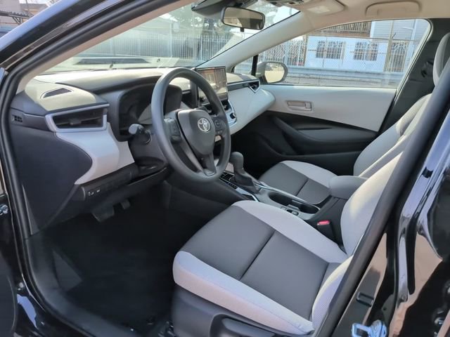 Used 2026 Toyota Corolla LE w/ LE Premium Package FWD image 12