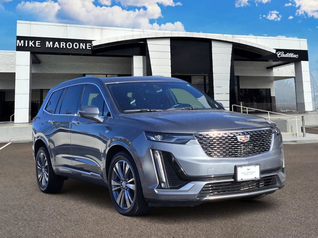 Certified 2022 Cadillac XT6 Premium Luxury AWD/4WD image 2