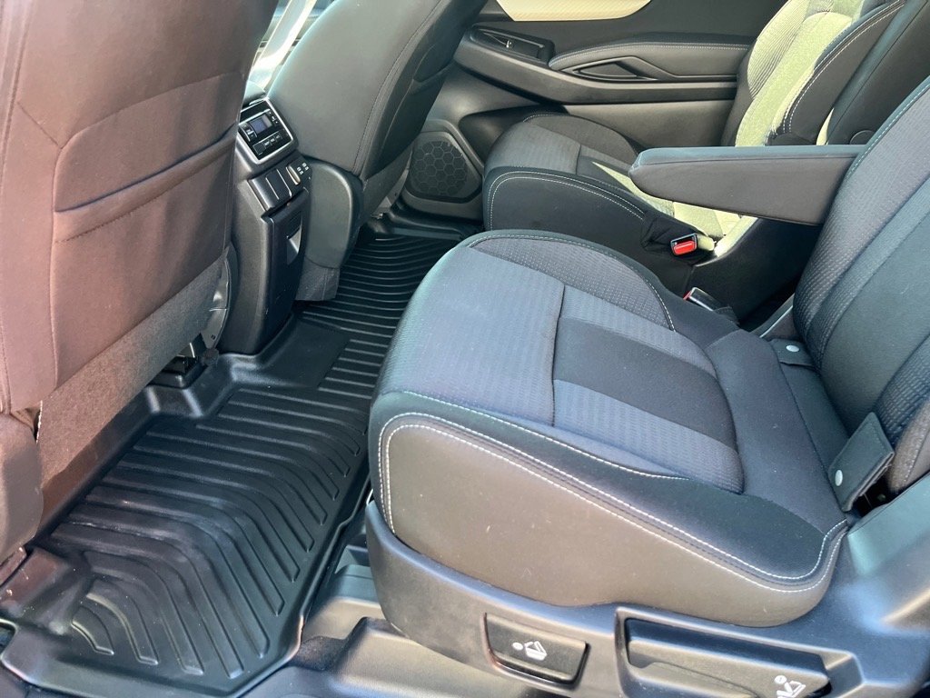 Used 2021 Subaru Ascent Premium w/ Convenience Package image 6