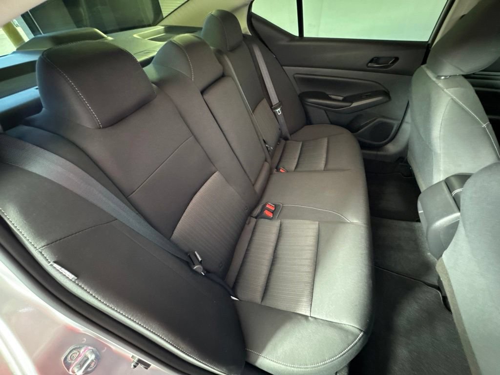Used 2024 Nissan Altima 2.5 S FWD image 39