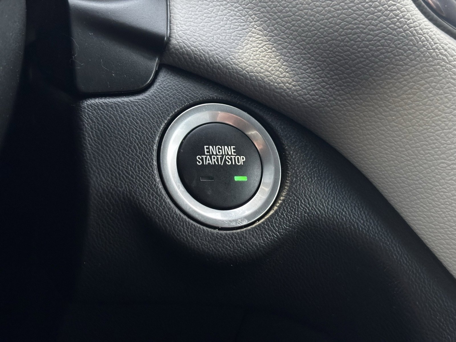 Used 2023 Chevrolet Equinox LS image 6