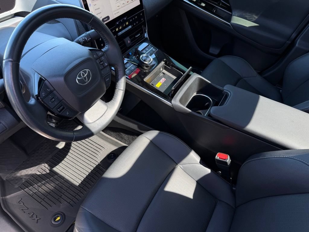 Used 2023 Toyota bZ4X FWD image 18