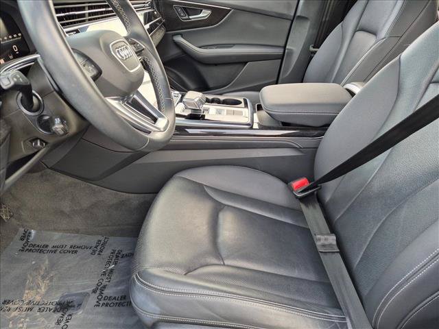 Used 2024 Audi Q8 Premium Plus w/ Premium Plus Package AWD/4WD image 16