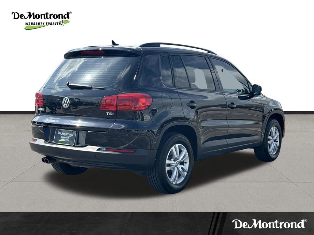 Used 2017 Volkswagen Tiguan S image 4