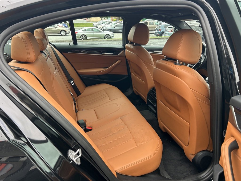 Used 2022 BMW 530i xDrive w/ Convenience Package image 43