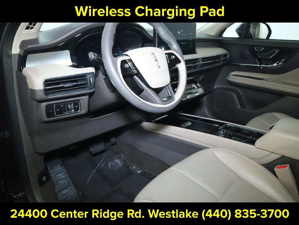 Certified 2023 Lincoln Corsair AWD w/ Equipment Group 101A image 18