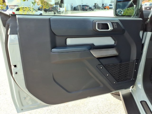 Used 2021 Ford Bronco First Edition AWD/4WD image 18