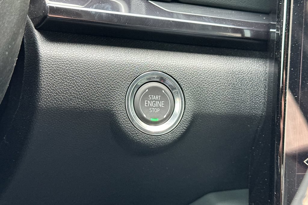 New 2026 GMC Terrain AT4 w/ Convenience Package III AWD/4WD image 22