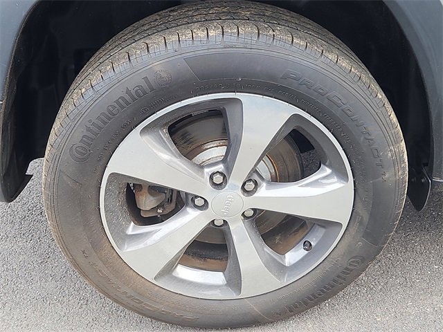 Used 2019 Jeep Cherokee Limited w/ Trailer Tow Group image 9