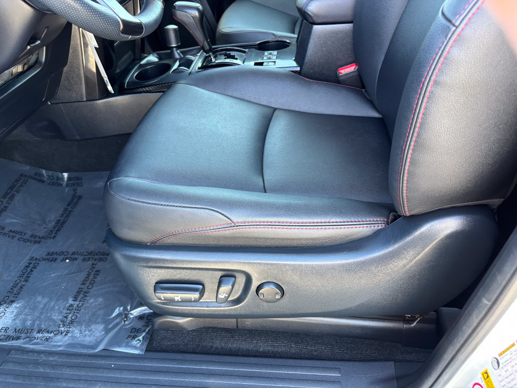 Used 2019 Toyota 4Runner TRD Off-Road Premium AWD/4WD image 23