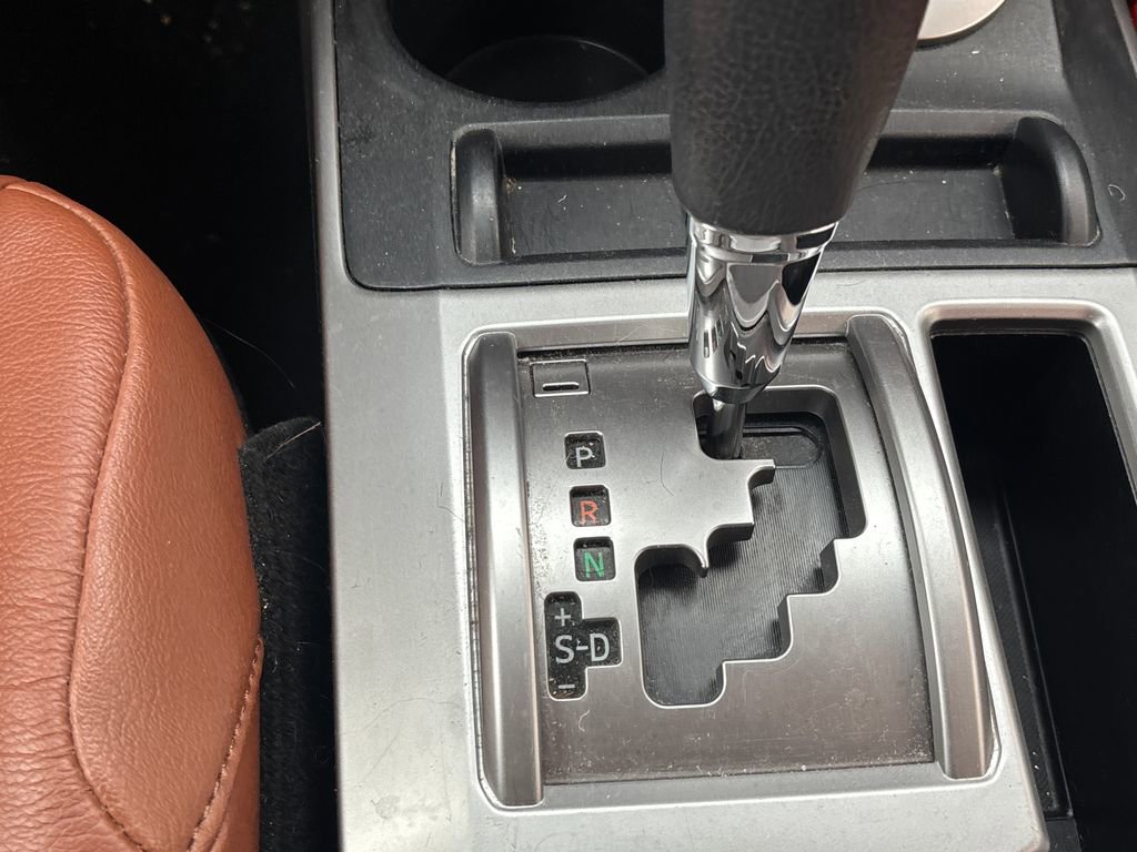 Used 2015 Toyota 4Runner Limited AWD/4WD image 14
