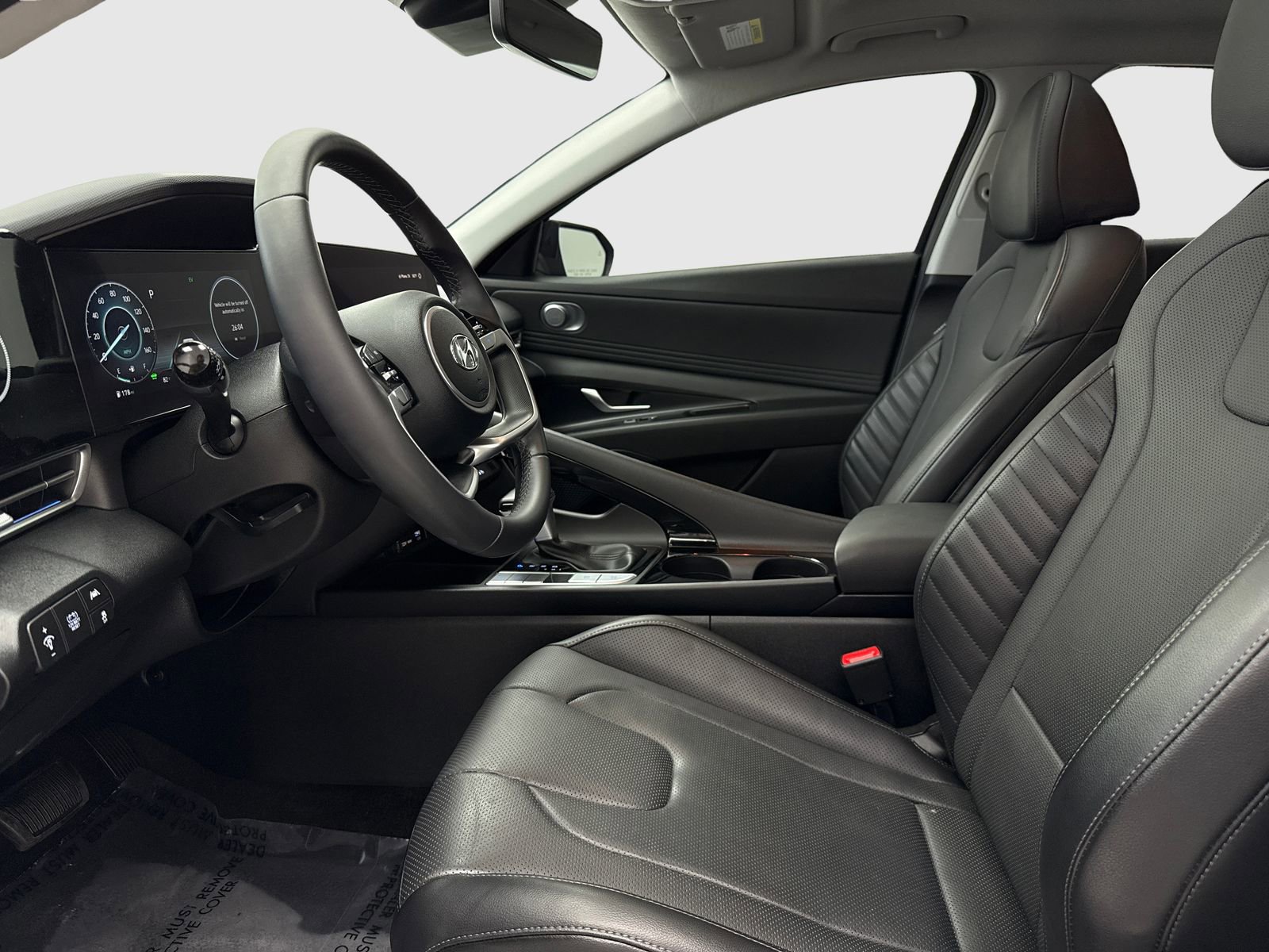 Used 2023 Hyundai Elantra Limited image 17