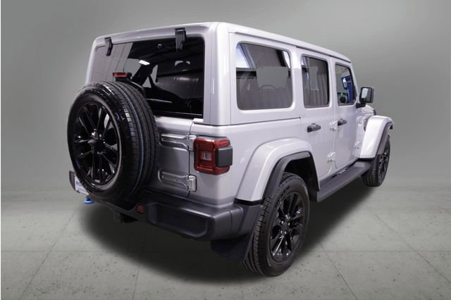 Used 2024 Jeep Wrangler Unlimited Sahara w/ Technology Group image 5