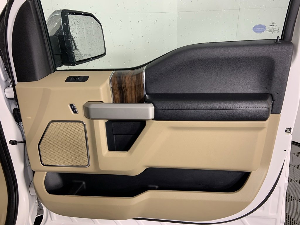 Used 2015 Ford F150 Lariat w/ Equipment Group 502A Luxury image 24