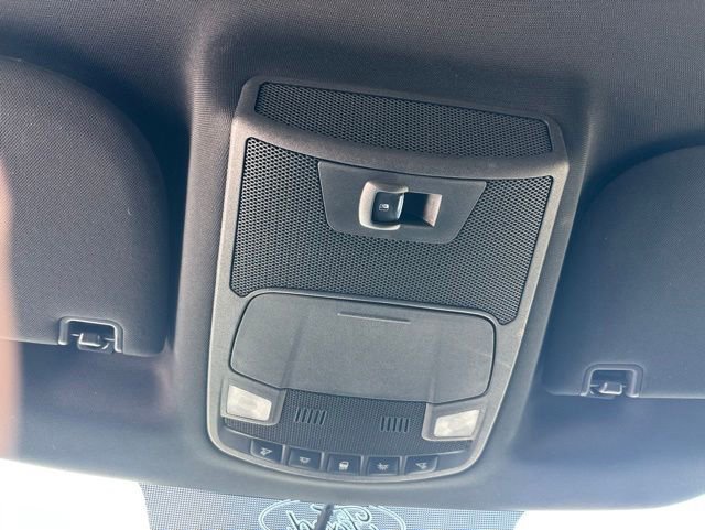 Used 2015 Ford F150 XLT w/ Equipment Group 302A Luxury AWD/4WD image 24