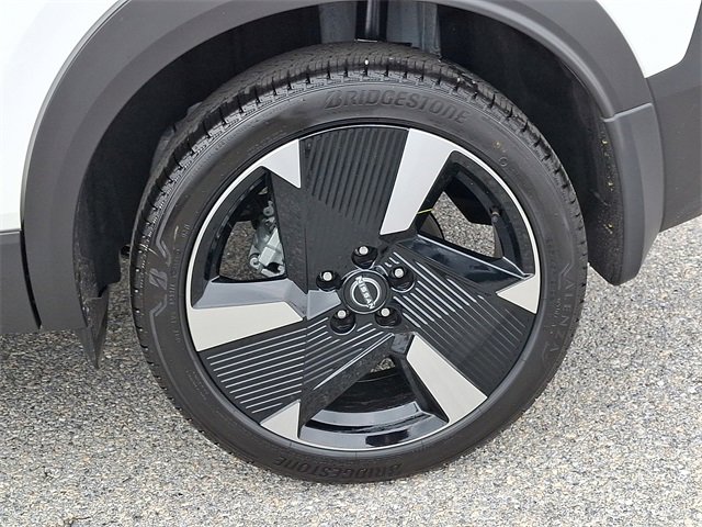 New 2026 Nissan Kicks SR w/ Cold Weather Package image 8