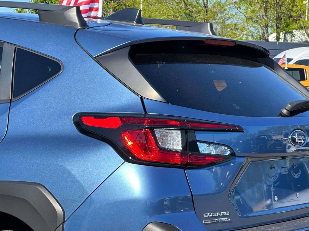 Used 2024 Subaru Crosstrek 2.0i Premium AWD/4WD image 8