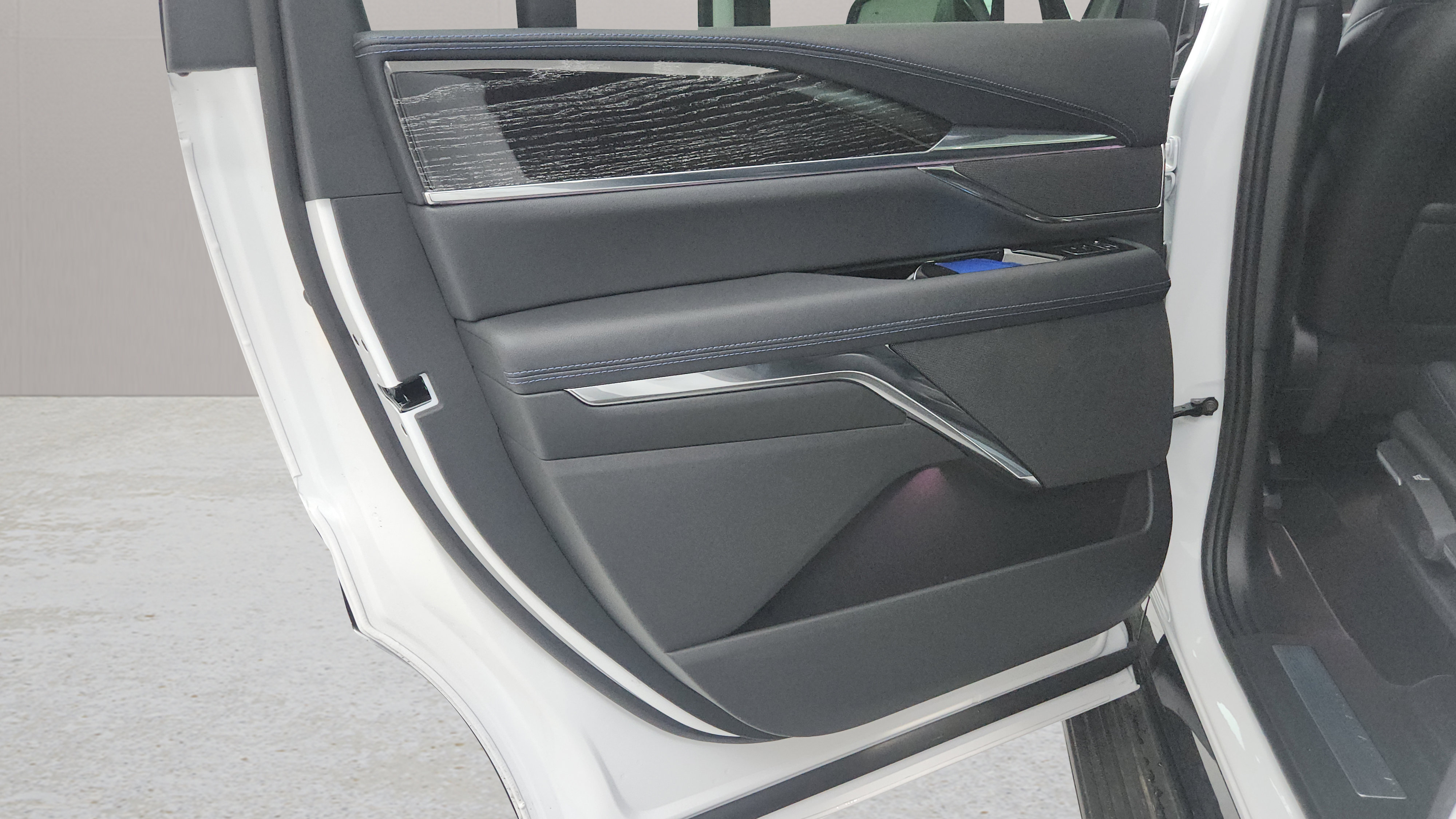 New 2025 Cadillac Escalade IQ Luxury 1 image 23