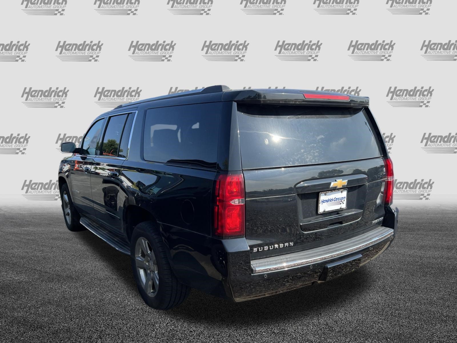 Used 2020 Chevrolet Suburban Premier AWD/4WD image 10