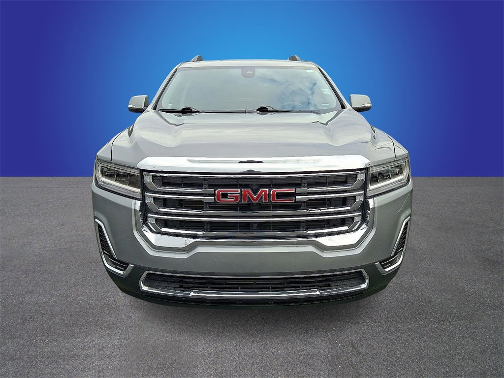 Used 2023 GMC Acadia SLE w/ Driver Convenience Package image 2