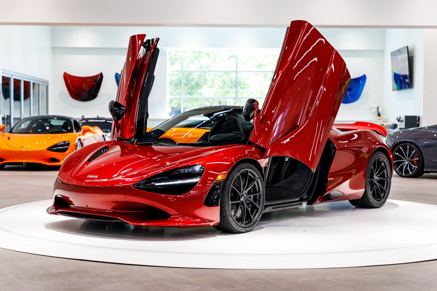 Used 2027 McLaren 750S Spider RWD image 41
