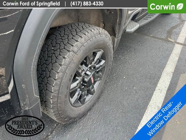 Used 2025 GMC Sierra 2500 AT4 w/ AT4 Premium Plus Package image 11