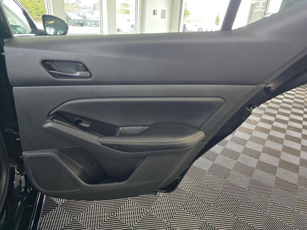 Used 2023 Nissan Altima 2.5 SV FWD image 38