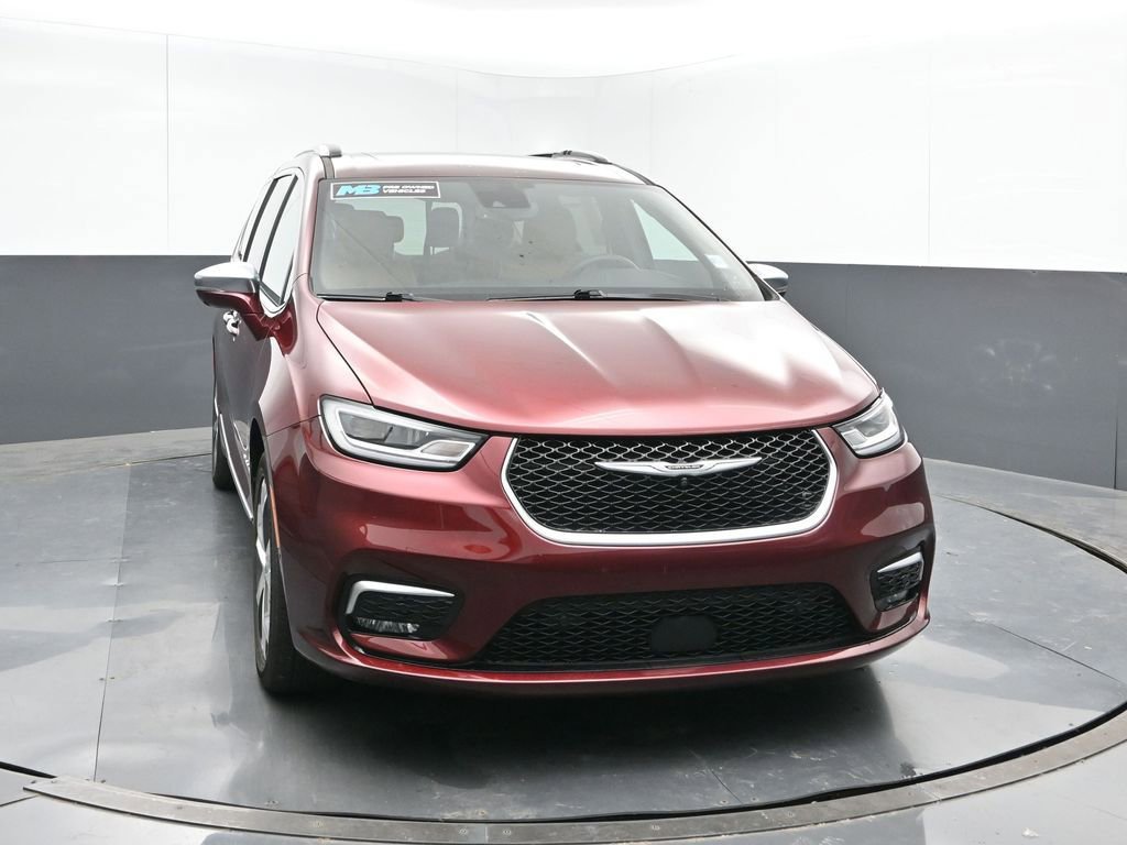 Used 2022 Chrysler Pacifica Pinnacle image 8