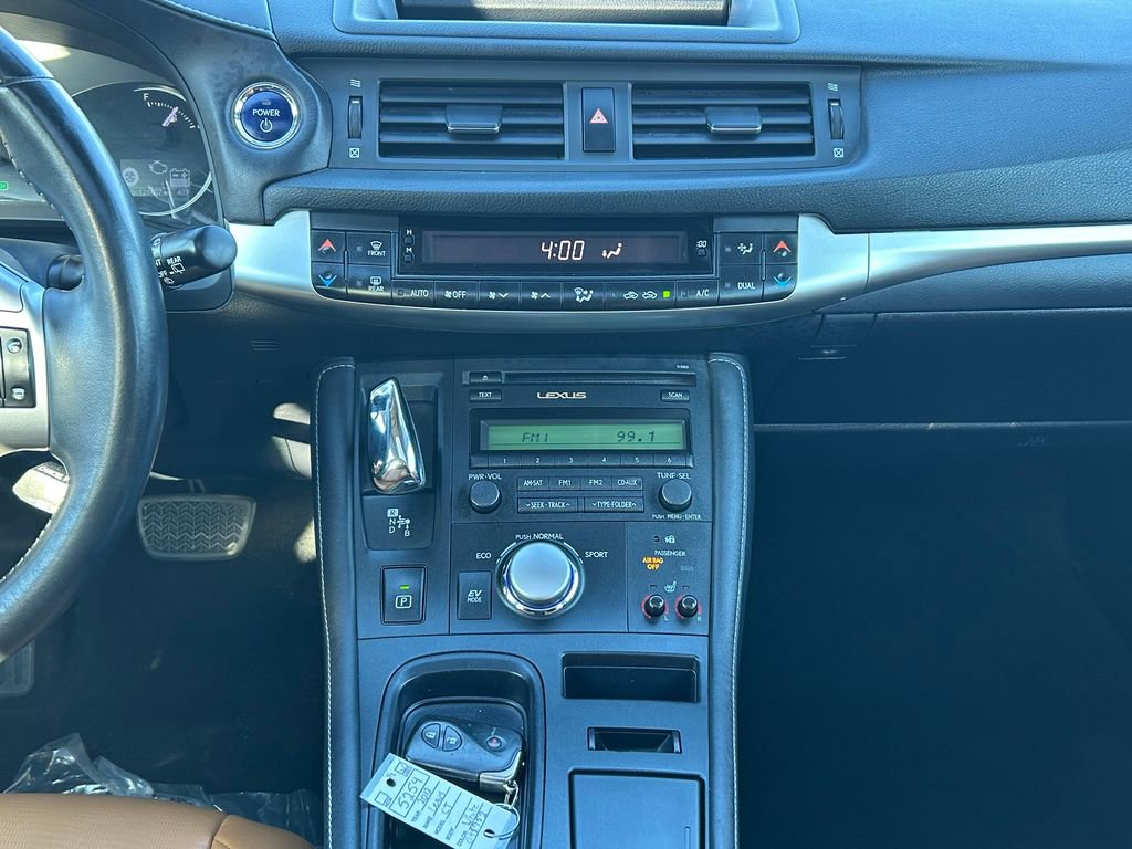 Used 2012 Lexus CT 200h Premium image 25