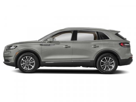 Used 2023 Lincoln Nautilus AWD image 3
