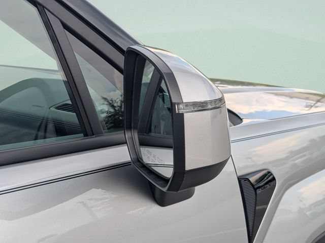 New 2027 Hyundai Santa Fe SEL FWD image 11