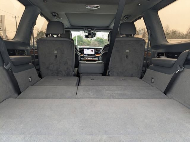 Used 2024 Jeep Grand Wagoneer Series III AWD/4WD image 31