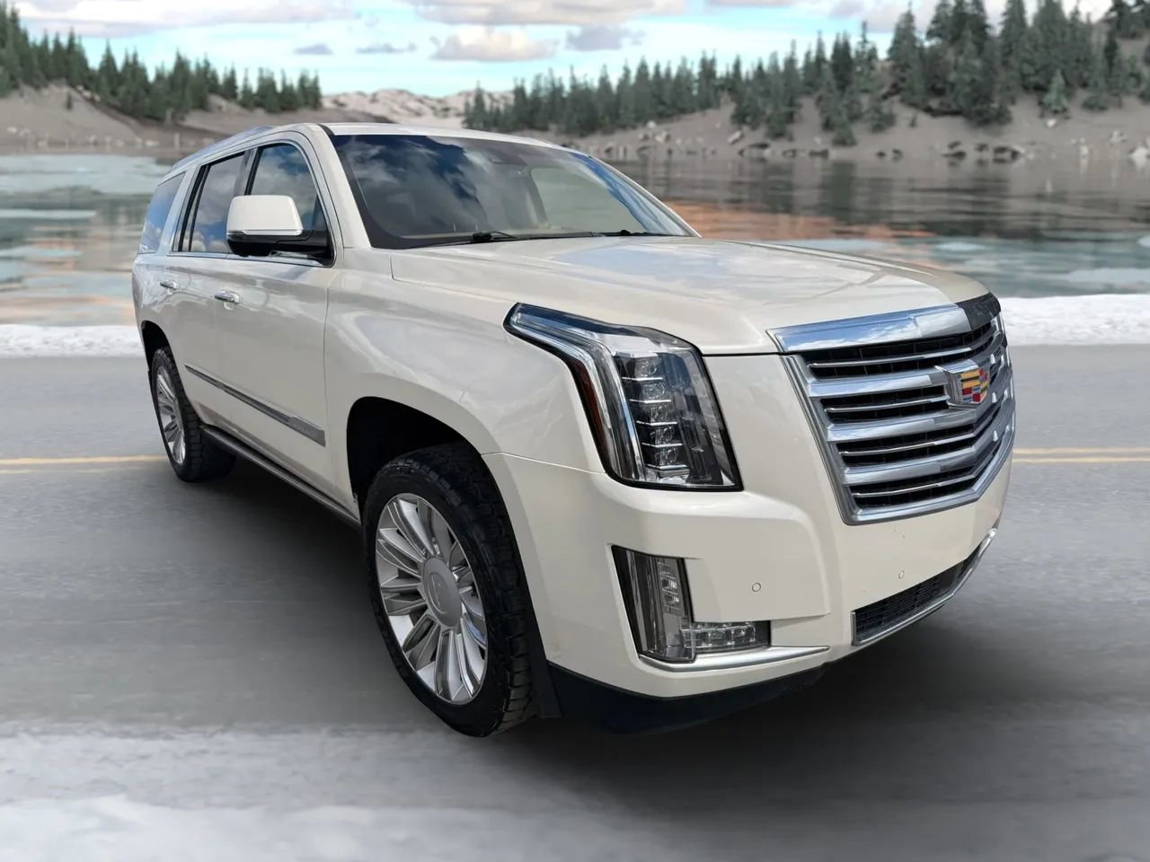 Used 2015 Cadillac Escalade Platinum AWD/4WD image 1