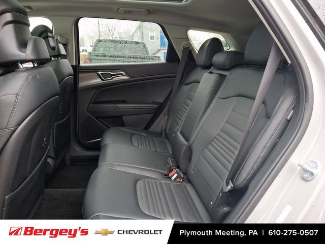 Used 2024 Kia Sportage SX image 11