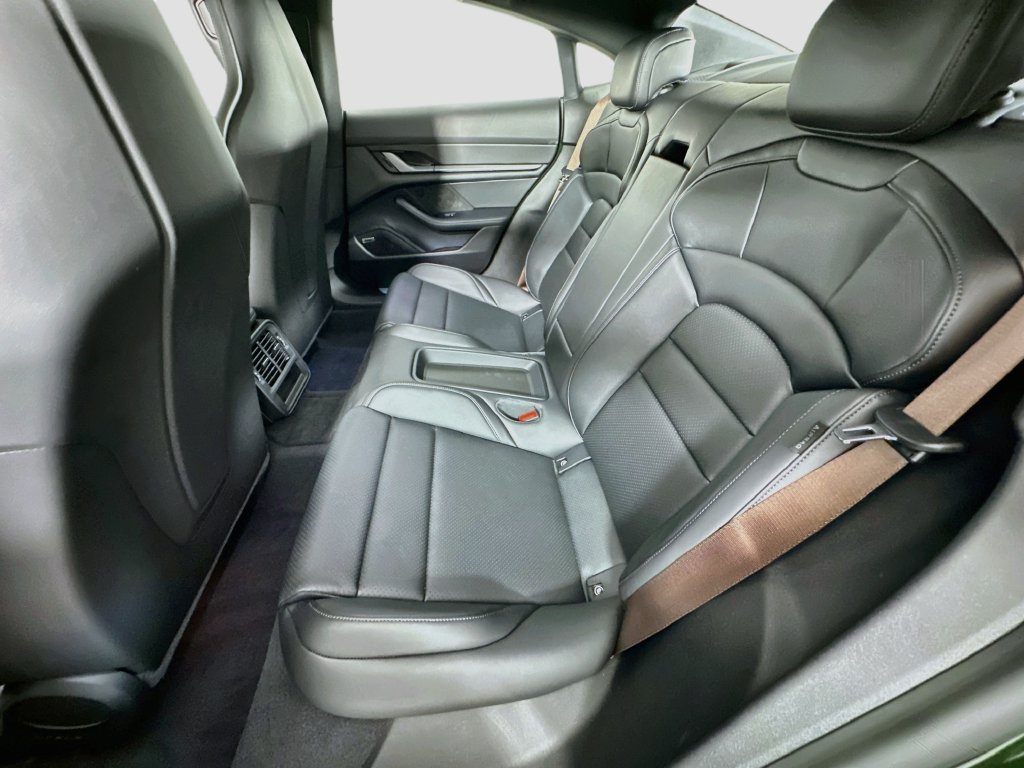 New 2026 Porsche Taycan AWD/4WD image 23