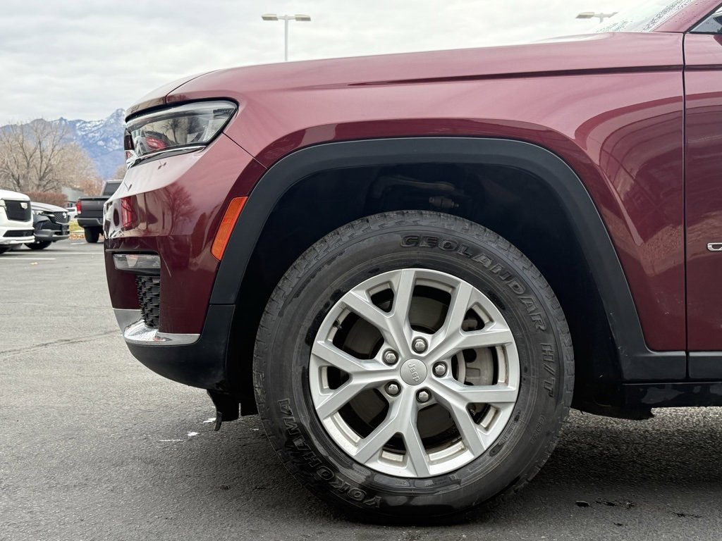 Used 2023 Jeep Grand Cherokee L Limited image 33