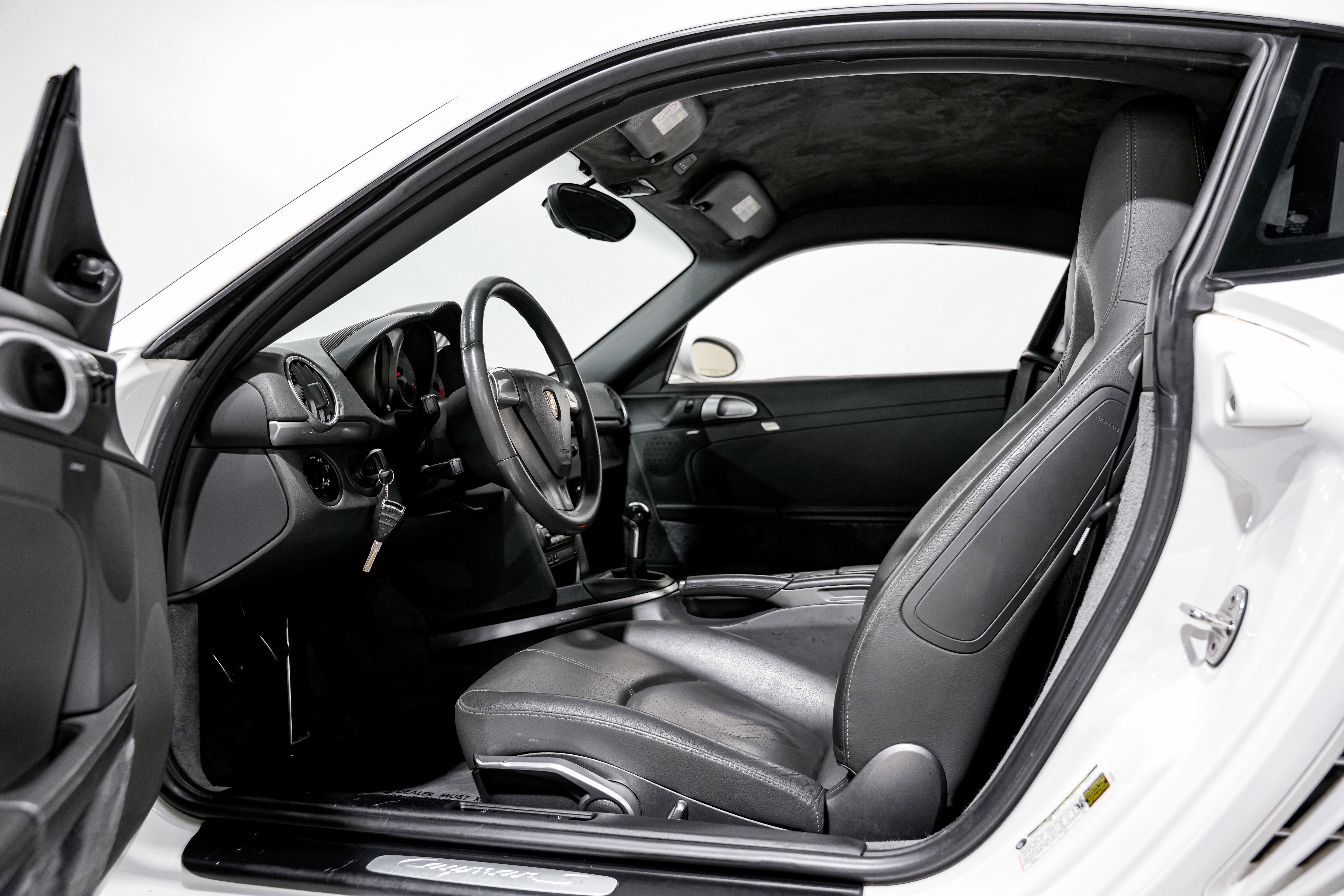 Used 2006 Porsche Cayman S RWD image 17
