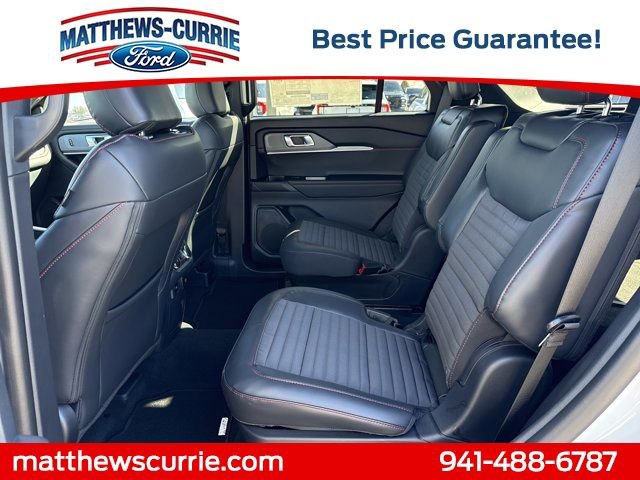 New 2026 Ford Explorer ST-Line w/ ST-Line Street Pack image 12