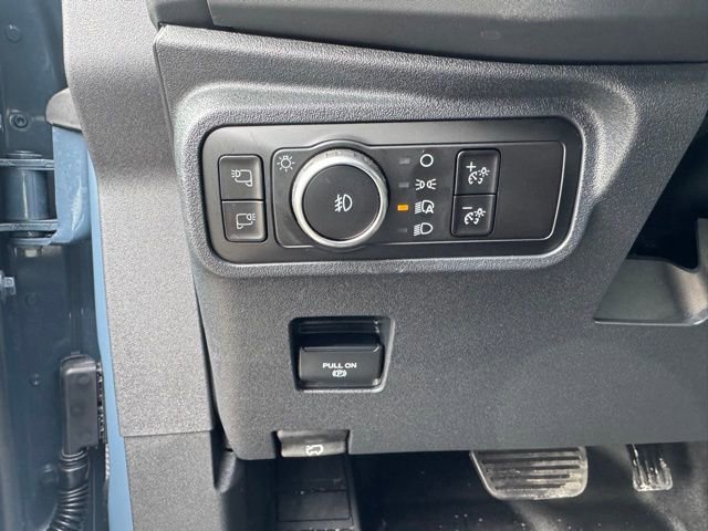 Used 2025 Ford Bronco Badlands image 13