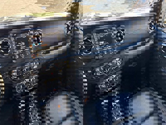 Used 2021 Jeep Gladiator Overland w/ Popular Equipment Package image 14