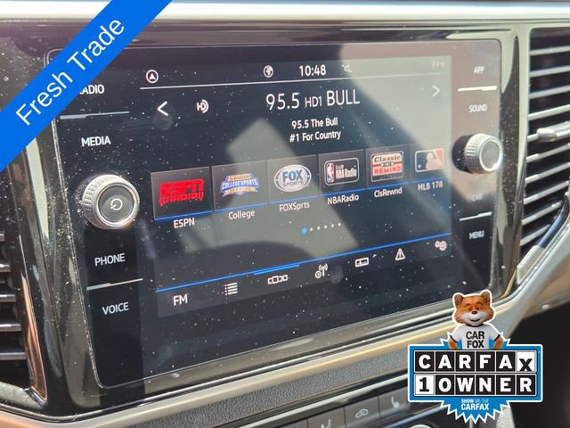 Certified 2023 Volkswagen Atlas Cross Sport SE w/ Panoramic Sunroof Package FWD image 22