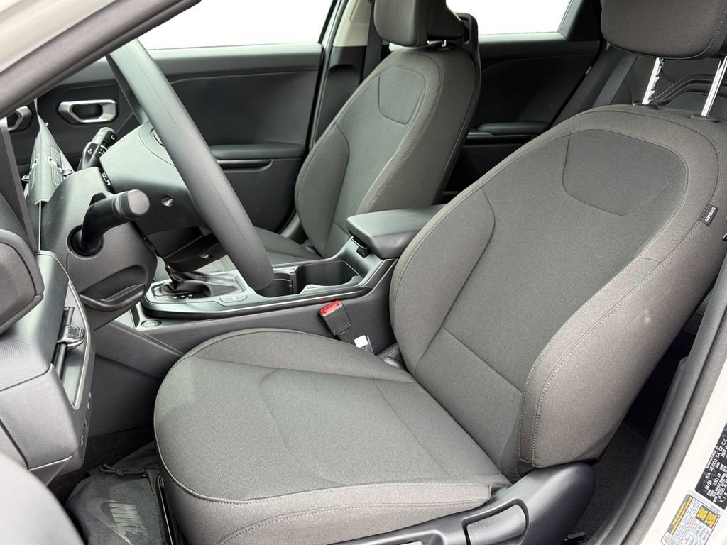 New 2026 Kia K4 FWD image 4