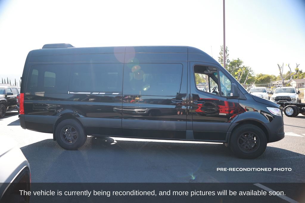 Used 2020 Mercedes-Benz Sprinter 2500 w/ Premium Plus Package image 7