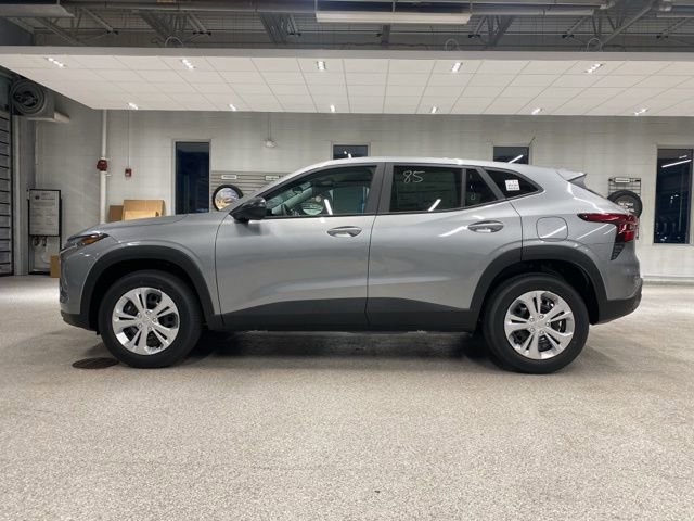 New 2026 Chevrolet Trax LS FWD image 9