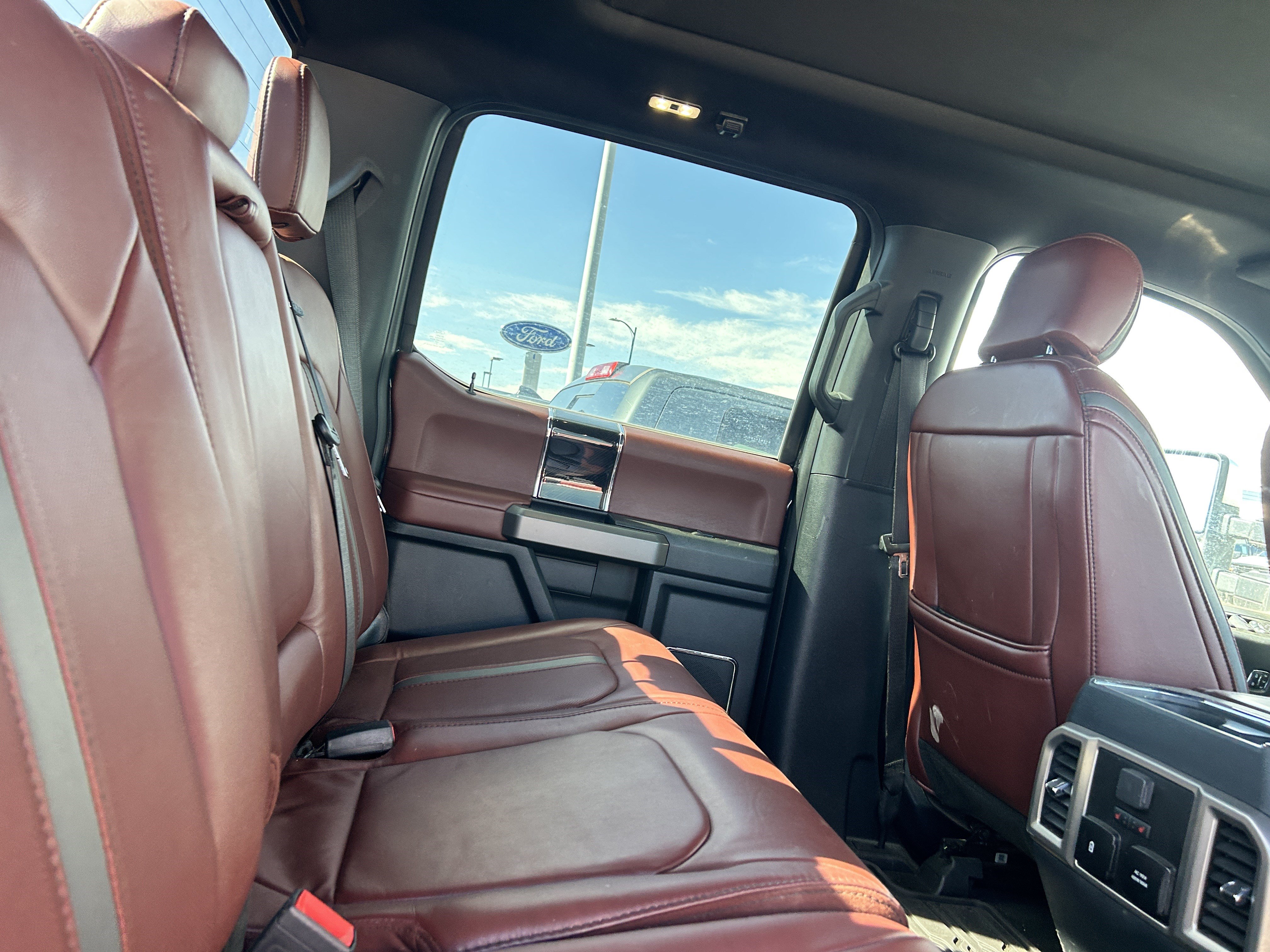 Used 2022 Ford F350 Platinum AWD/4WD image 11