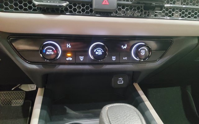 Used 2025 Honda HR-V LX image 35