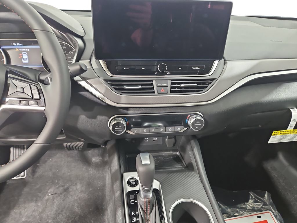 New 2026 Nissan Altima 2.5 SR image 17